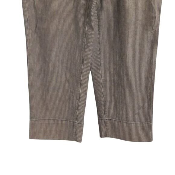 Chicos Size 1 Medium Capri Jeans Denim Blue White Striped Lightweight Stylish - Picture 3 of 14